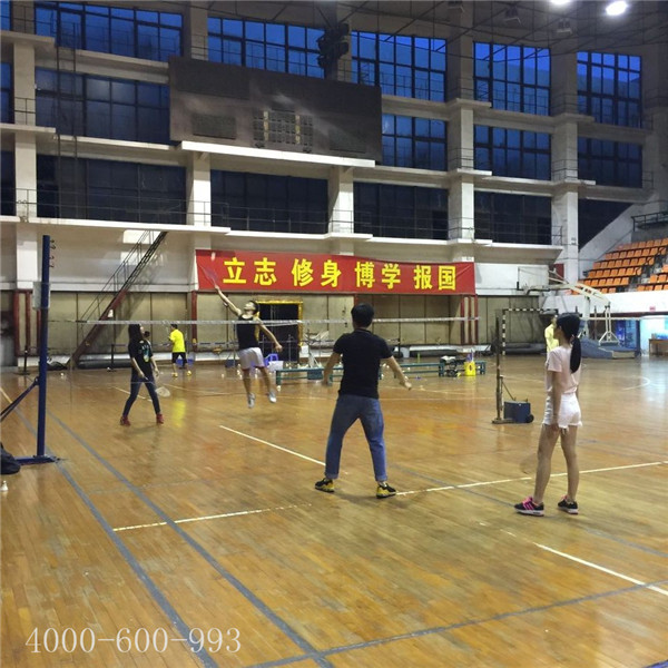 柯尼卡美能達復印機代理商羽毛球賽第8回合之精彩對決