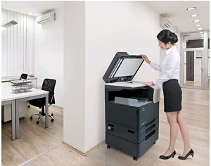  柯尼卡美能達復印機功能多，質量也不錯，尤其是印品質量很好。